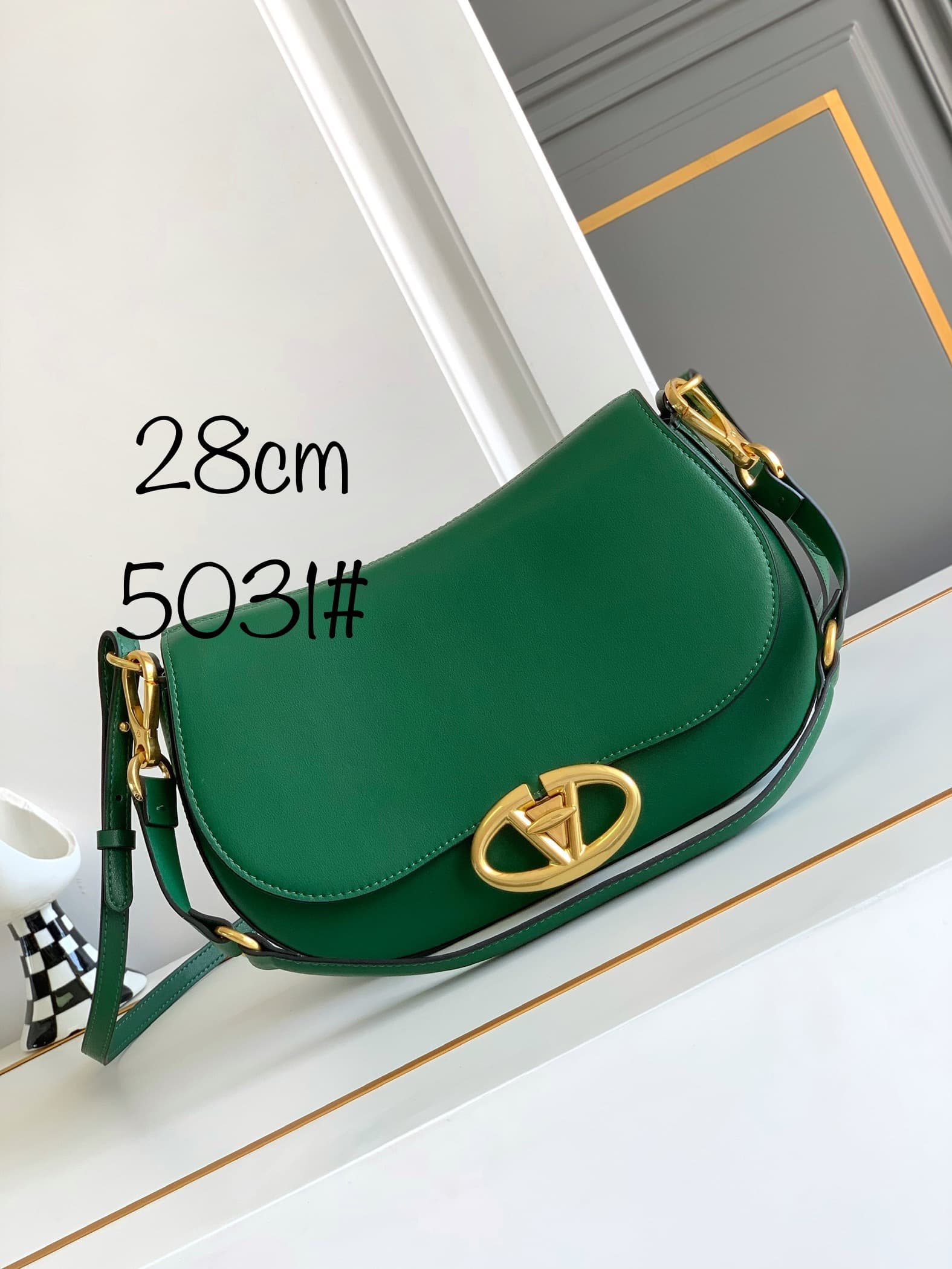 C3213 🆕 Latest fashion trendy item ❤ Leather bag, adorned with bronze and gold details from Vlogo. This bag can be carried across the shoulder or under the arms – perfect for all occasions ❣️❣️ — image 1