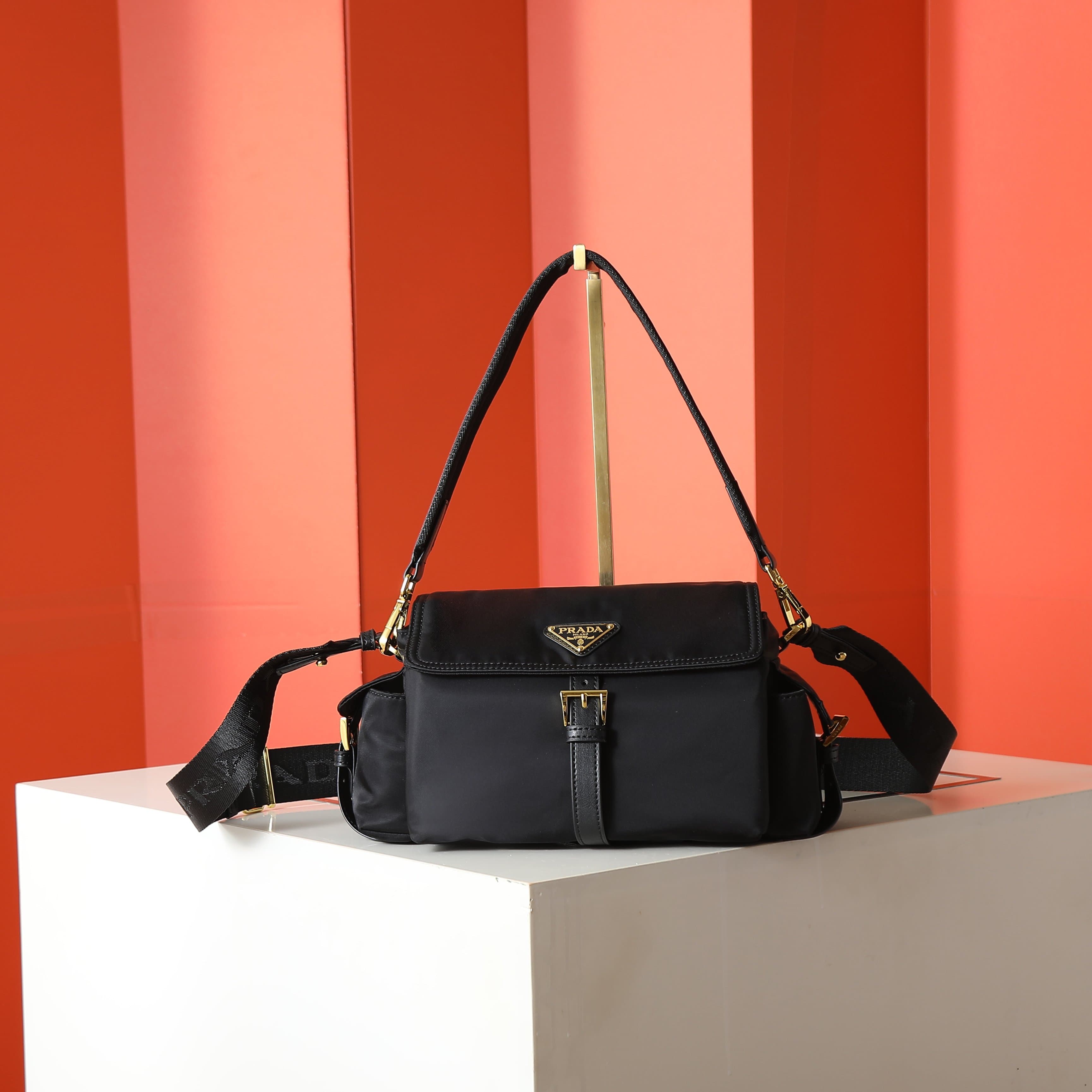 C7007 🎉New postman bag🎉1B2026 small size🎉🎉 — image 1