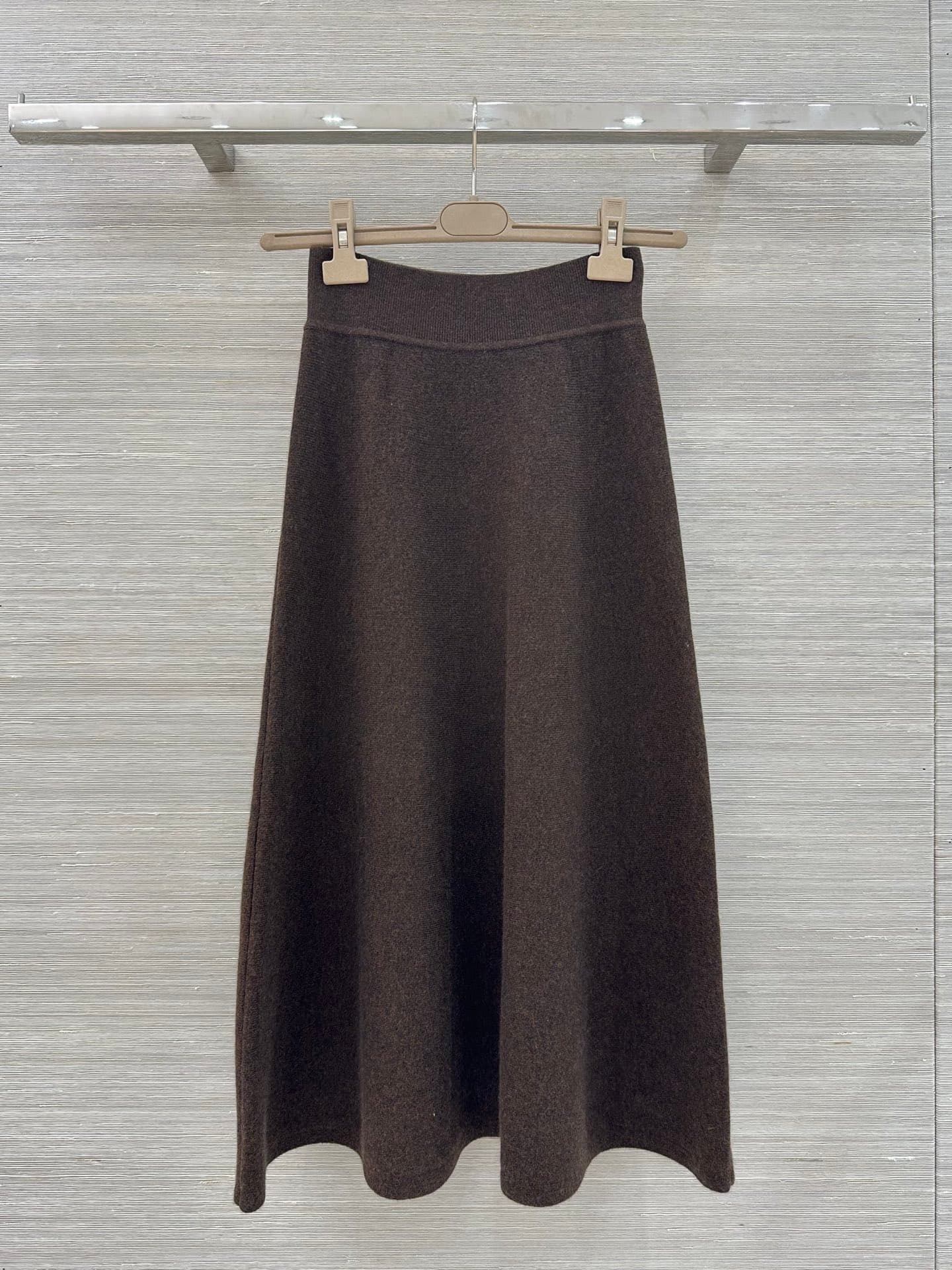 C18557 VP high-end original quality collection❤️Lp high intelligence feel, old money style outfits, capsule series Monochrome long midriff dress! Perfectly paired with the series short-sleeved cardigan – extremely beautiful⚠️YB ordered spinning yarn; heav — image 1