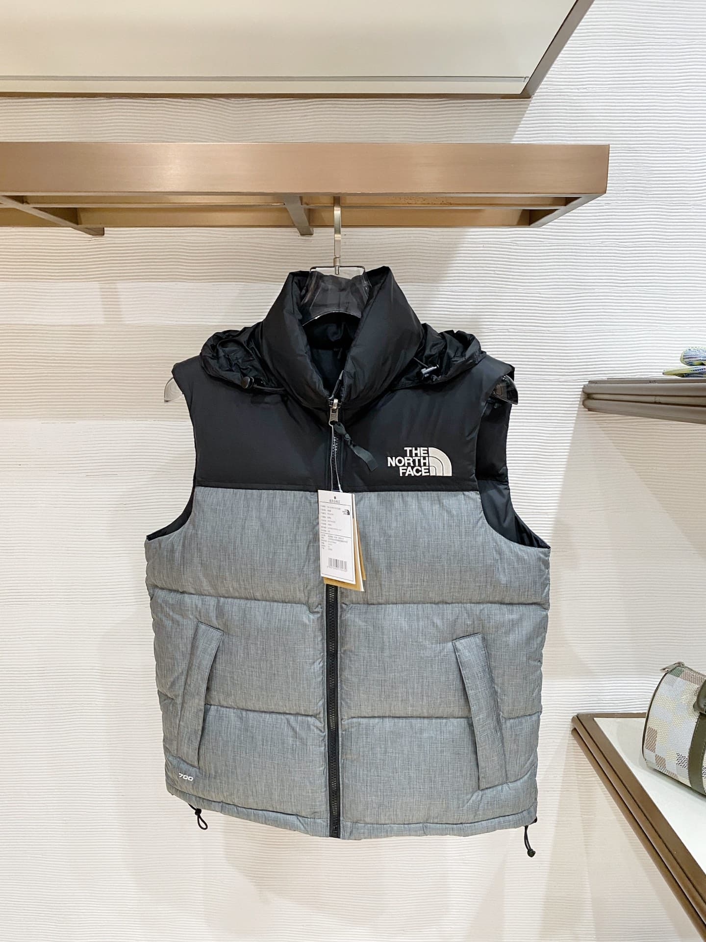 C11028 North side/The North Face1996 classic couple-themed vest — image 1
