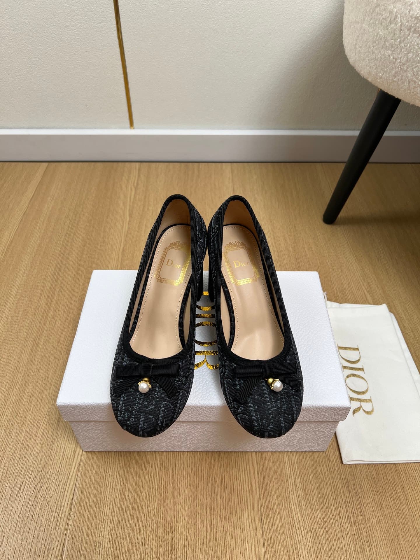 D5863 🍸 Dior | 2026 ˢˢ — image 1
