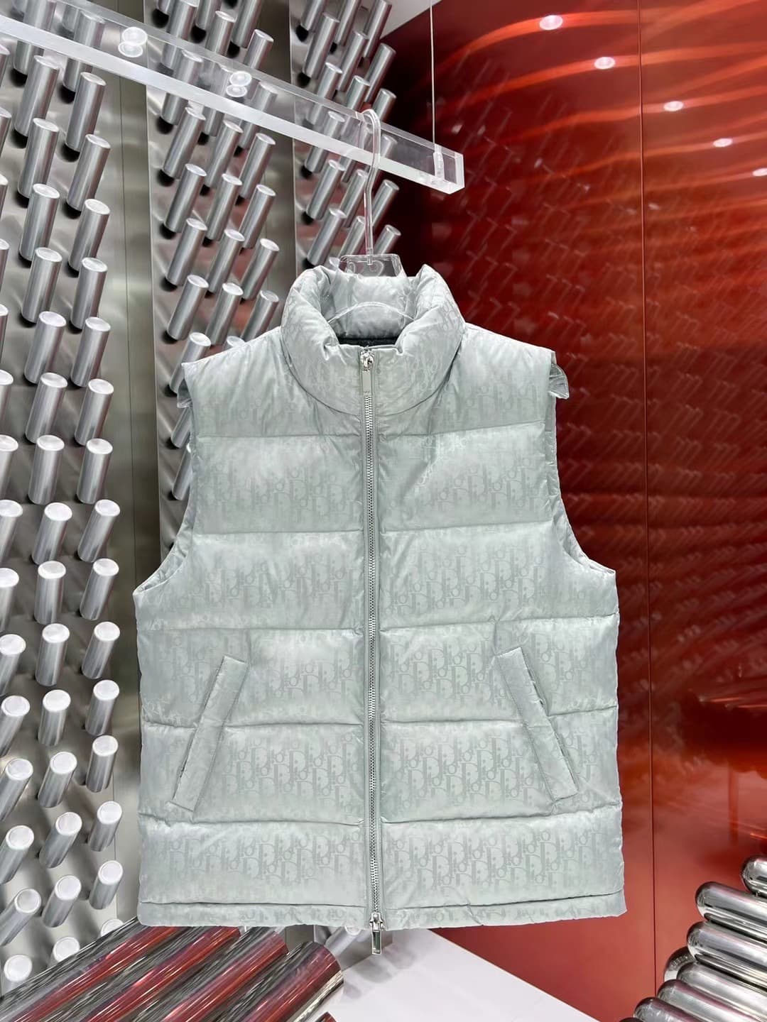 C11059 2025 – New models for autumn and winter 🆕 Down jacket. Original 1 and 1: custom metal accessories imported directly from abroad. Welcome to the store for comparison. Absolutely high quality. Made with top-grade 95 white duck down – extremely soft, — image 1