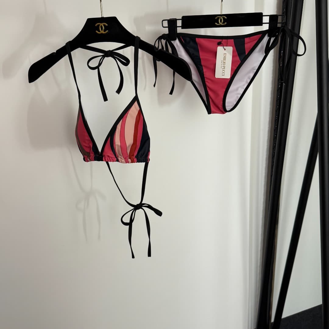 C24943 Item number: 20253916 Pucc*. New set of bikini outfits with straps and triangle underwear. Magenta color, sizes S-XL. — image 1