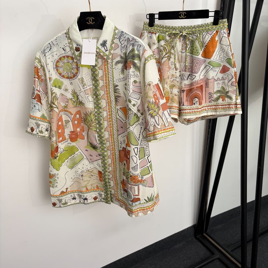 C18292 Item number: 20264849 Zimmermann* New set: cartoon map-patterned short-sleeved shirts and shorts, green color, S-XL sizes. [L size: shoulder width 45, bust circumference 114, sleeve length 30, overall length 73; waist circumference 72, elastic; ove — image 1