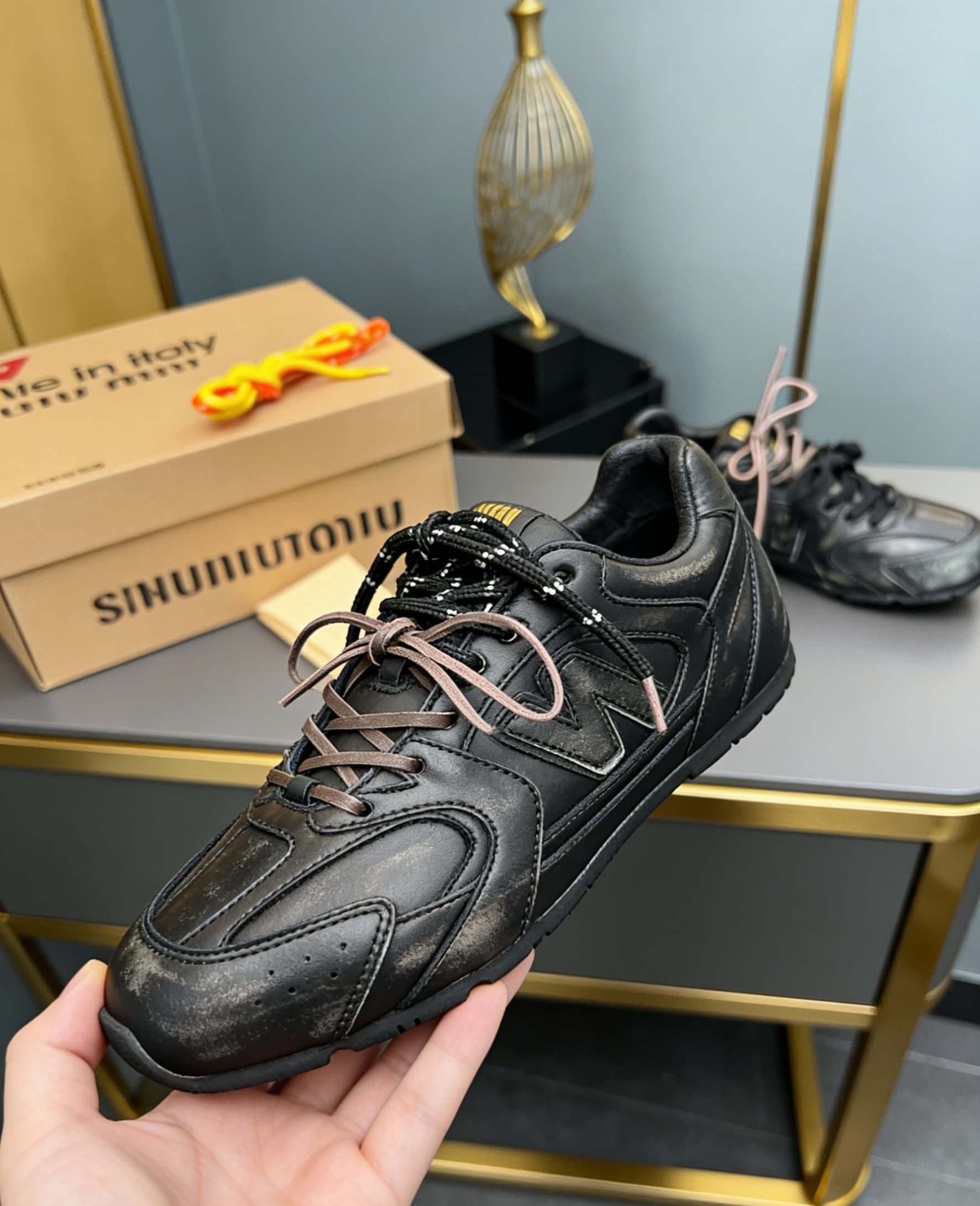 D10667 MiuMiu x New Balance Collaboration model NB530👫 Couple’s edition, casual and sports shoes, Adidas-style shoes, Converse-style shoes — image 1