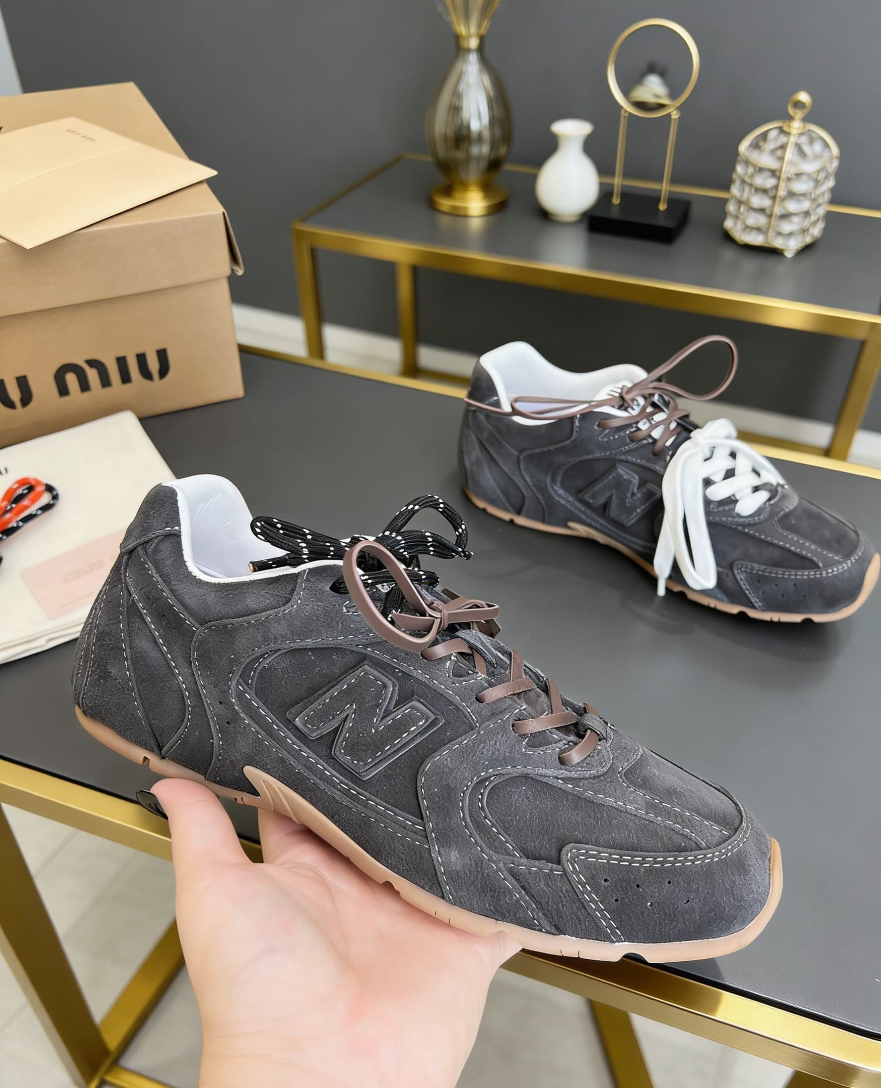 D10657 MiuMiu x New Balance NB530👫 Couple version — image 1