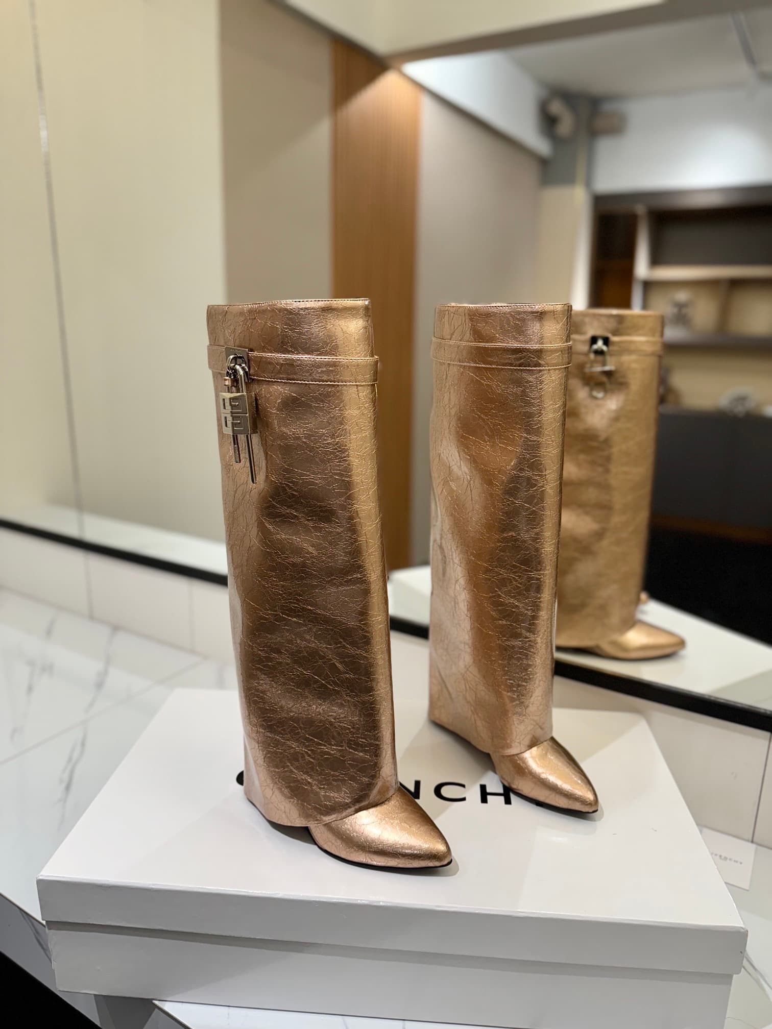 D6604 💰 Authentic version customized for specialty stores — image 1