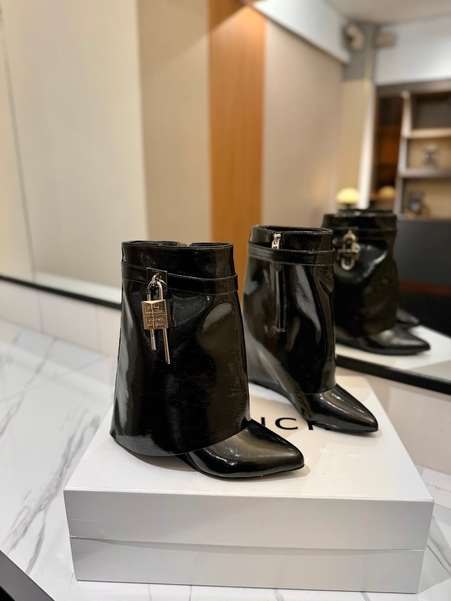 D6598 💰 Authentic version customized for specialty stores — image 1