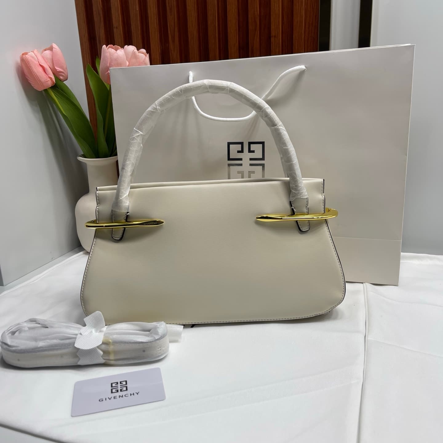 C3247 .New model GIVENCHY Jeansvinchi |Jessica Zheng Xiuyan’s same type of bag — image 1