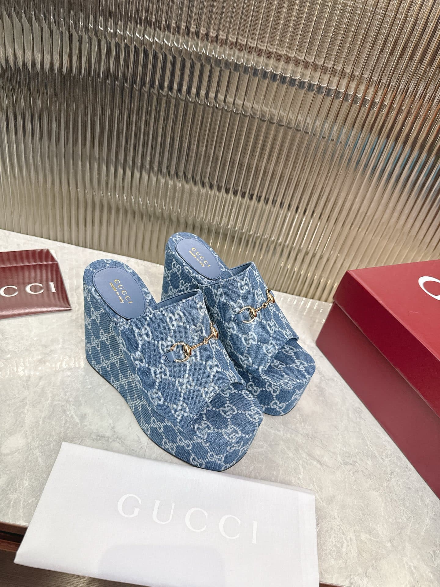 D7103 👑💰 Women’s cool slippers with horsebit-shaped wedge-like heels. — image 1