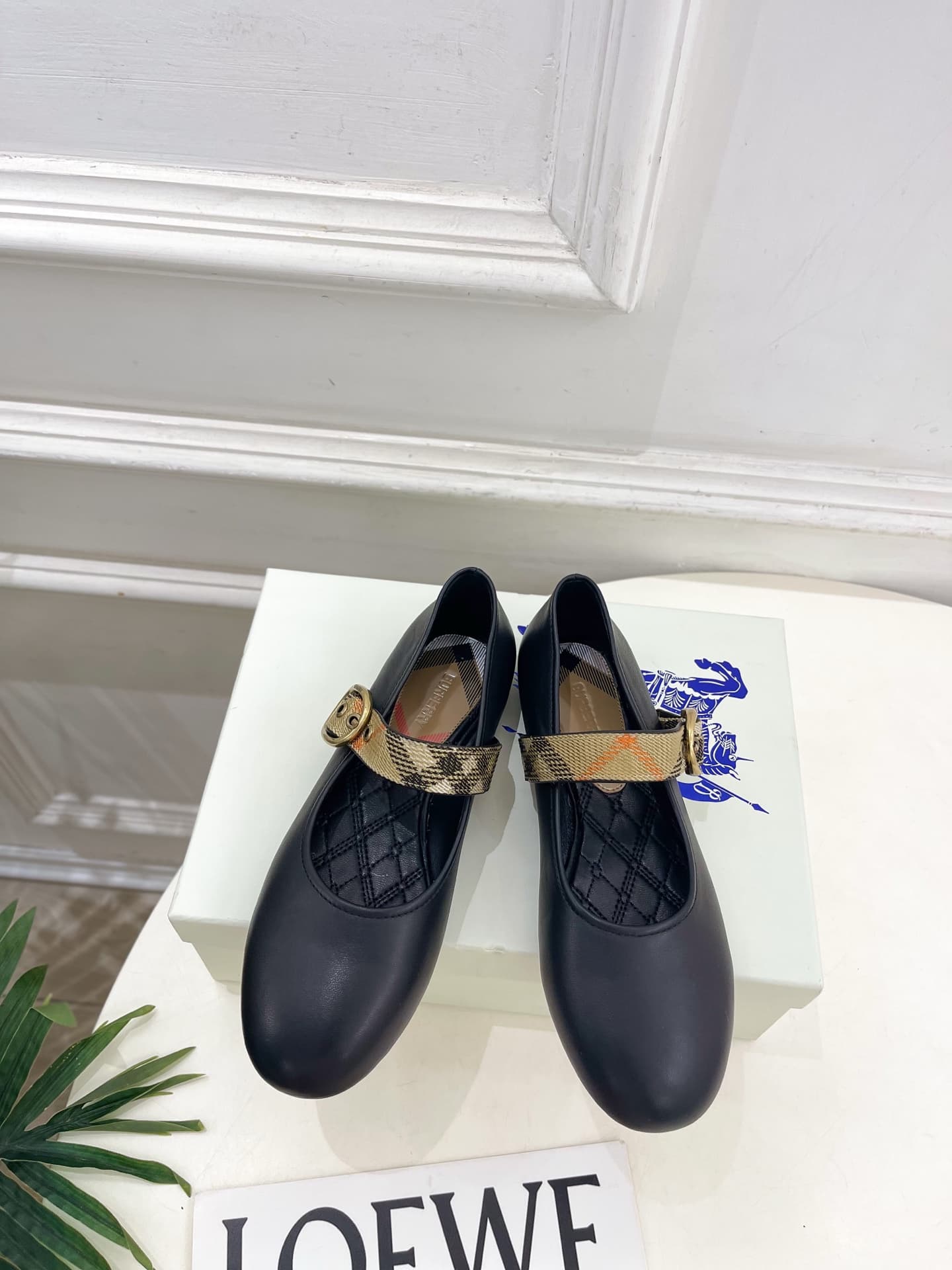 D3197 Burberry 2026 New Model: Classic plaid Mary Jane flat shoes — image 1