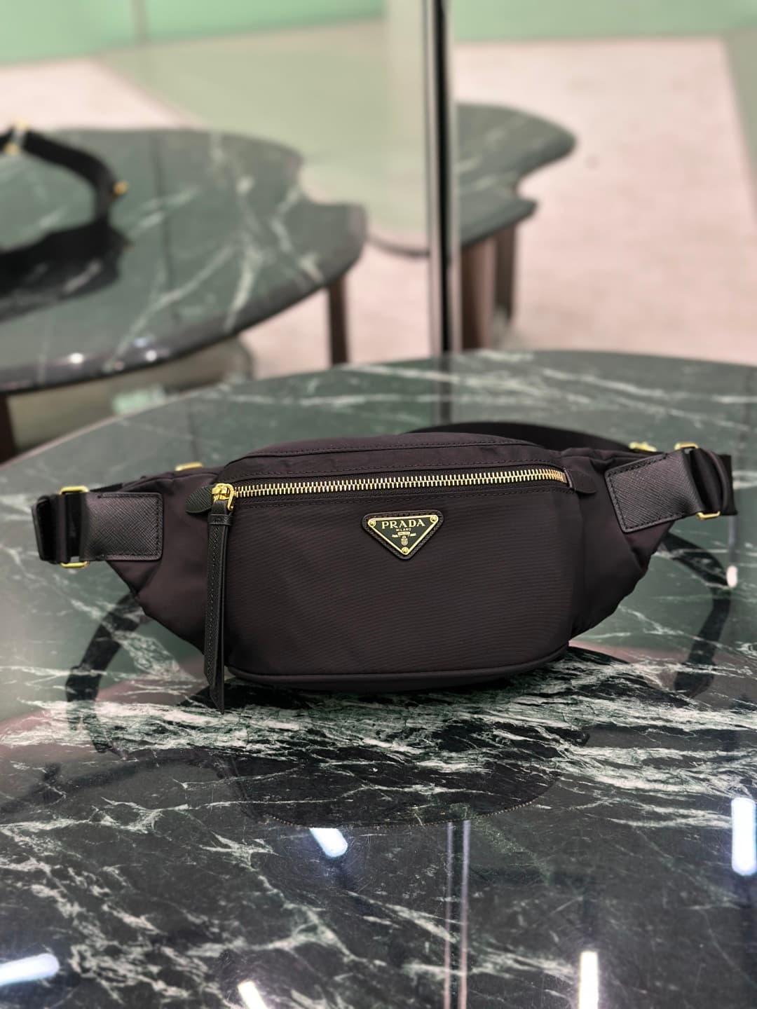 C7021 🌟 New style waist/chest bag — image 1