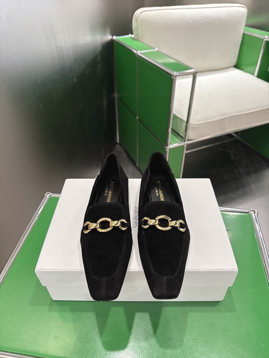 D12319 (k067) Saint Lauren*YSL Saint Laurent 2026 New product YSL small logo square-toe flat shoe‼️ — image 1