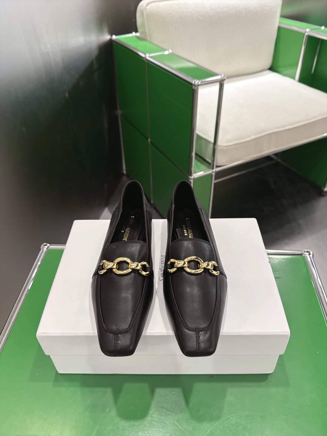 D12311 (k067) Saint Lauren*YSL Saint Lauren 2026 New product YSL small logo square-toe flat shoe‼️ — image 1