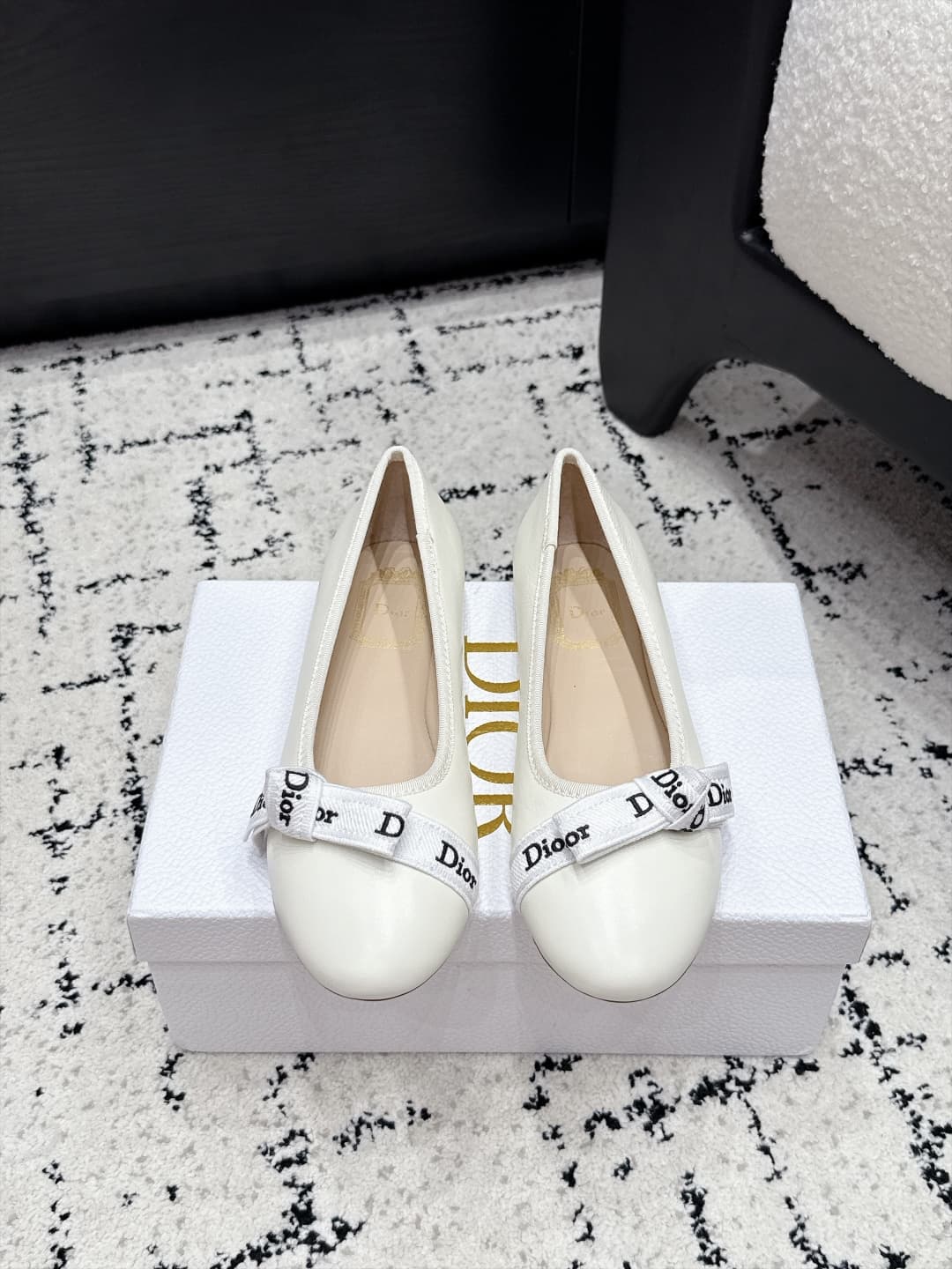 D5803 Dior 26/New spring and summer style bowed monogram round-toe shoes — image 1