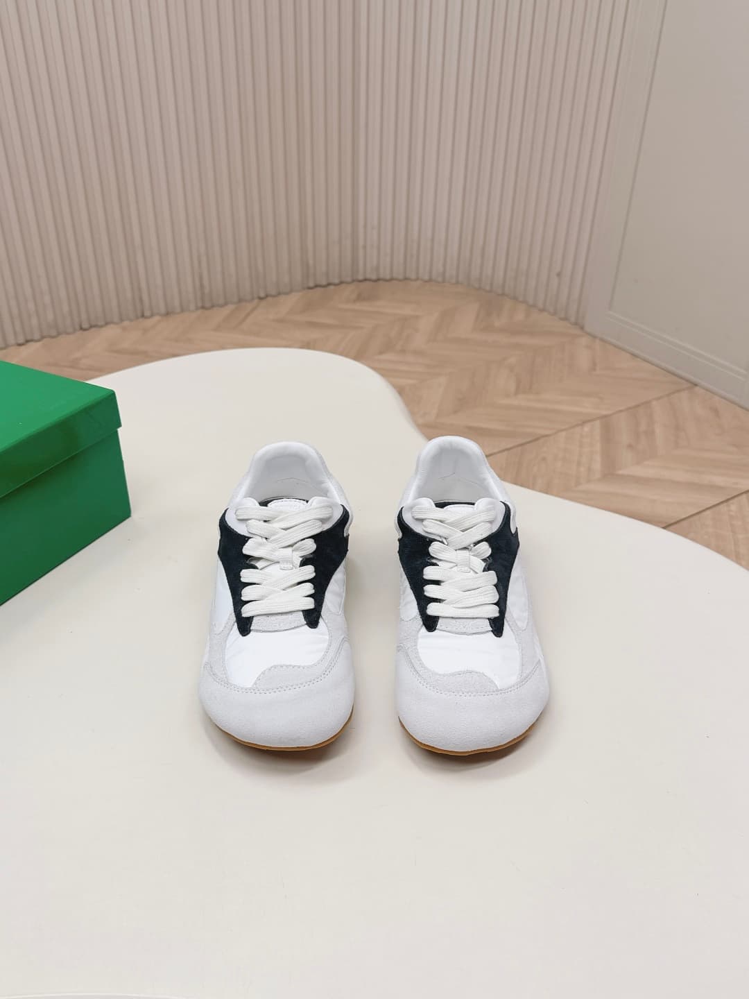 C216 New Collection: Bottega Veneta(2026) New OrbitFlash collection vintage/retro sneakers — image 1