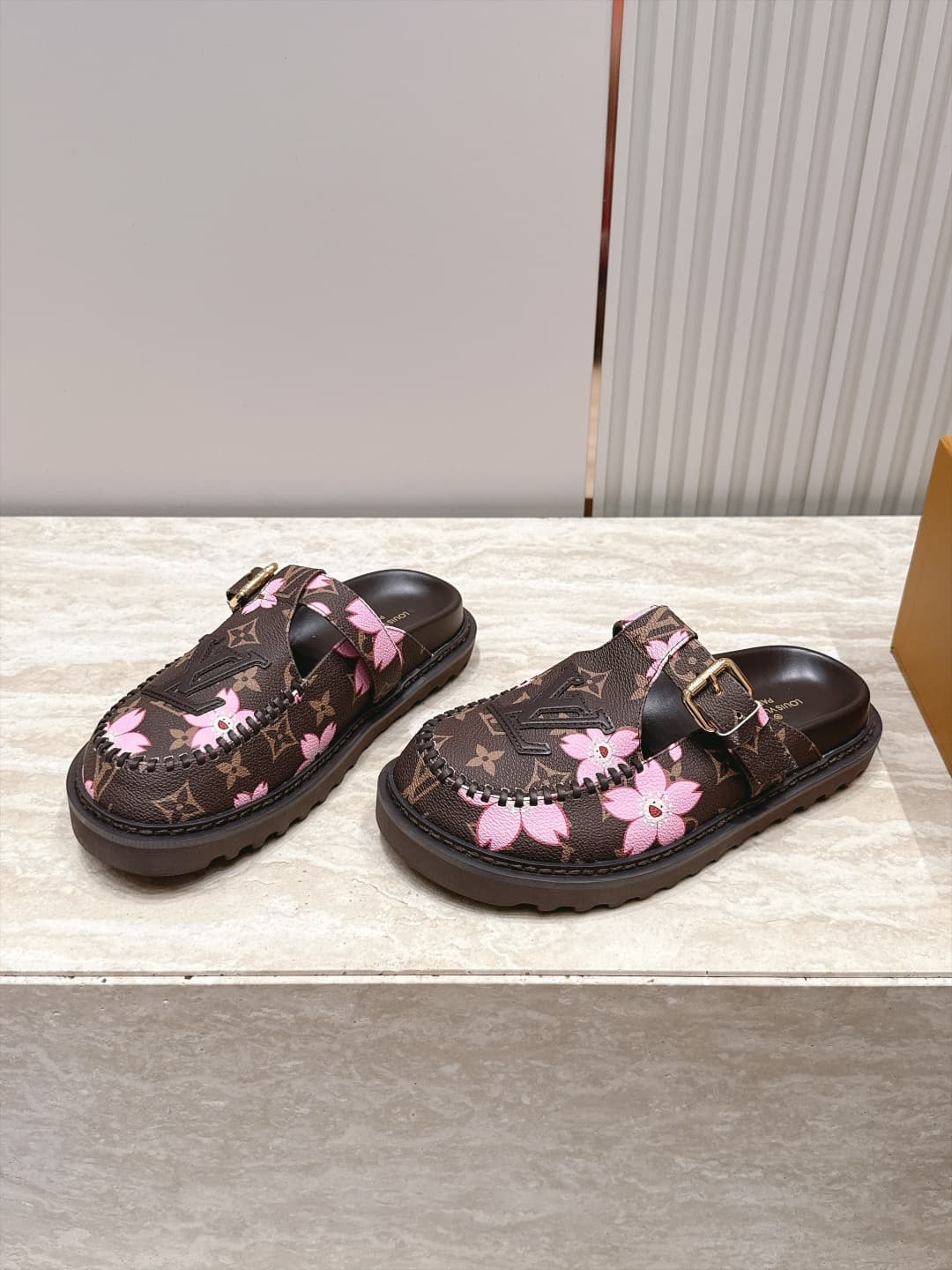 D8920 New color range!! — image 1