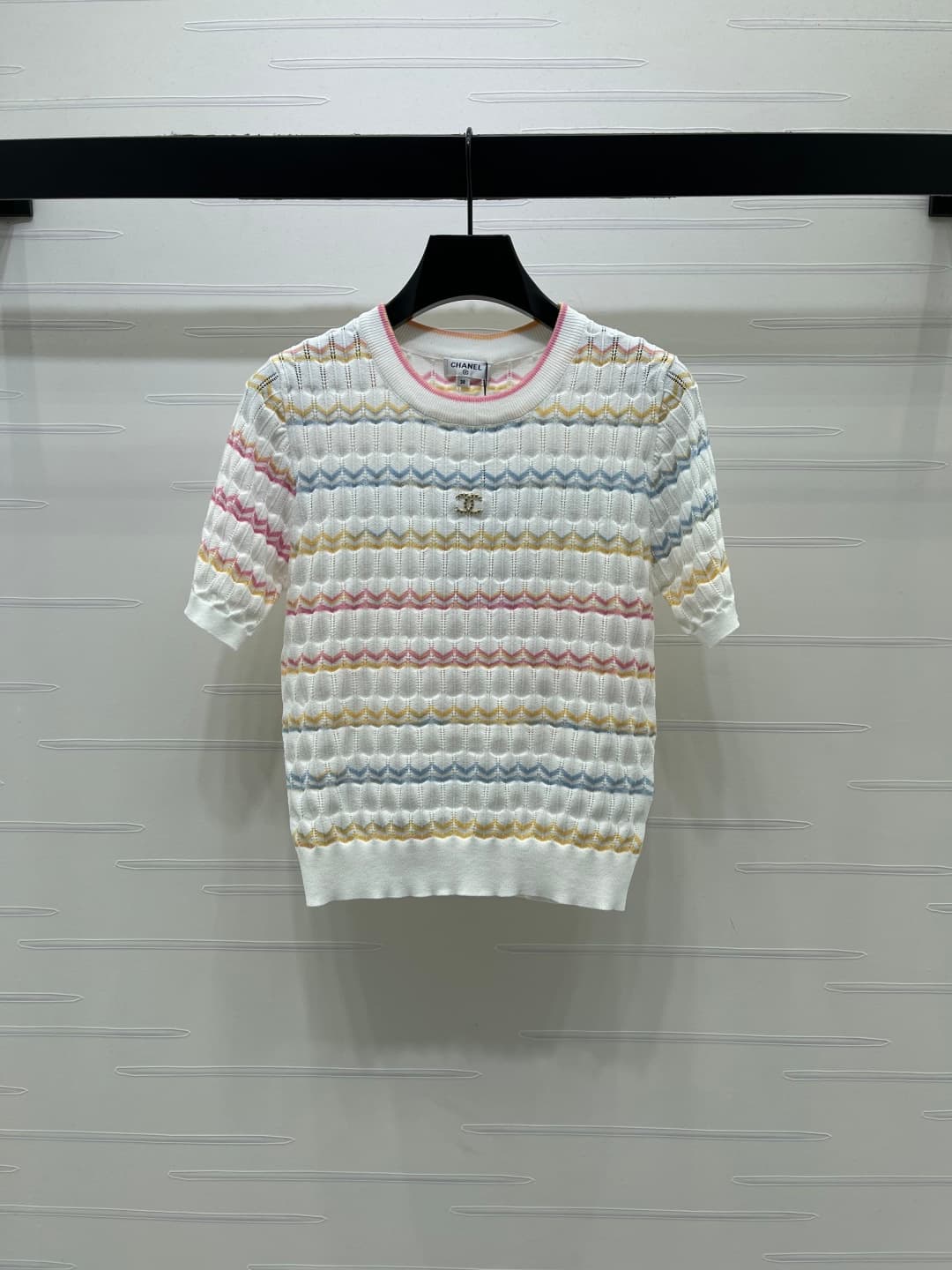 C18624 📣 New high-quality vintage/retro items from the latest CHANE* 2026 spring collection! Striped round-neck knitted short sleeves! Made with imported yarn for comfort and breathability. Round-neck knitted short sleeves with hollow crochet details, dou — image 1