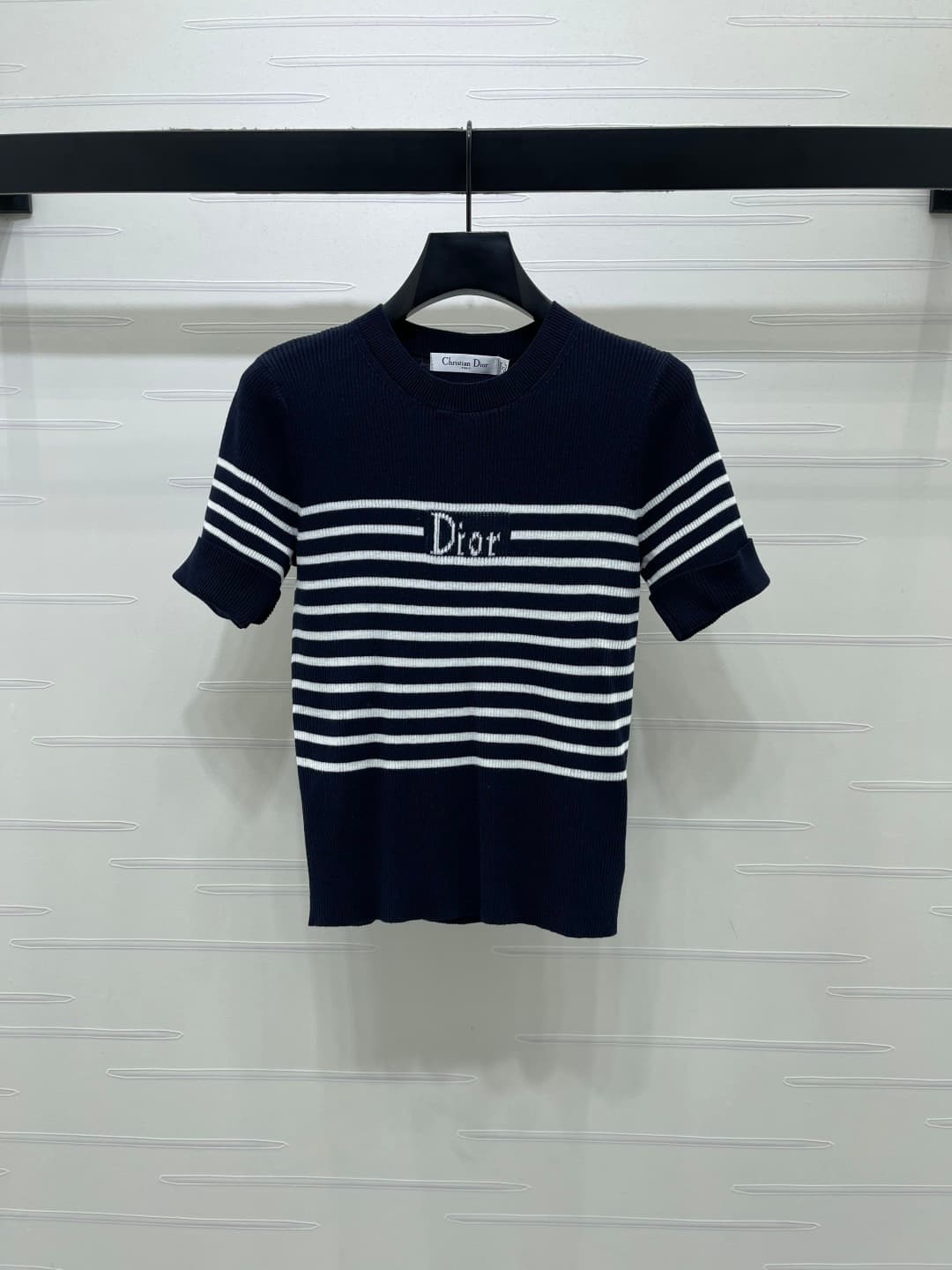 C18506 📣 New high-end collection! Dio* 2026 – the latest spring/summer series! Striped knitted short sleeves! Crafted with custom silk-wool yarn for a premium and comfortable feel. Knit-style short sleeves with lettering on the chest, highlighting the bra — image 1