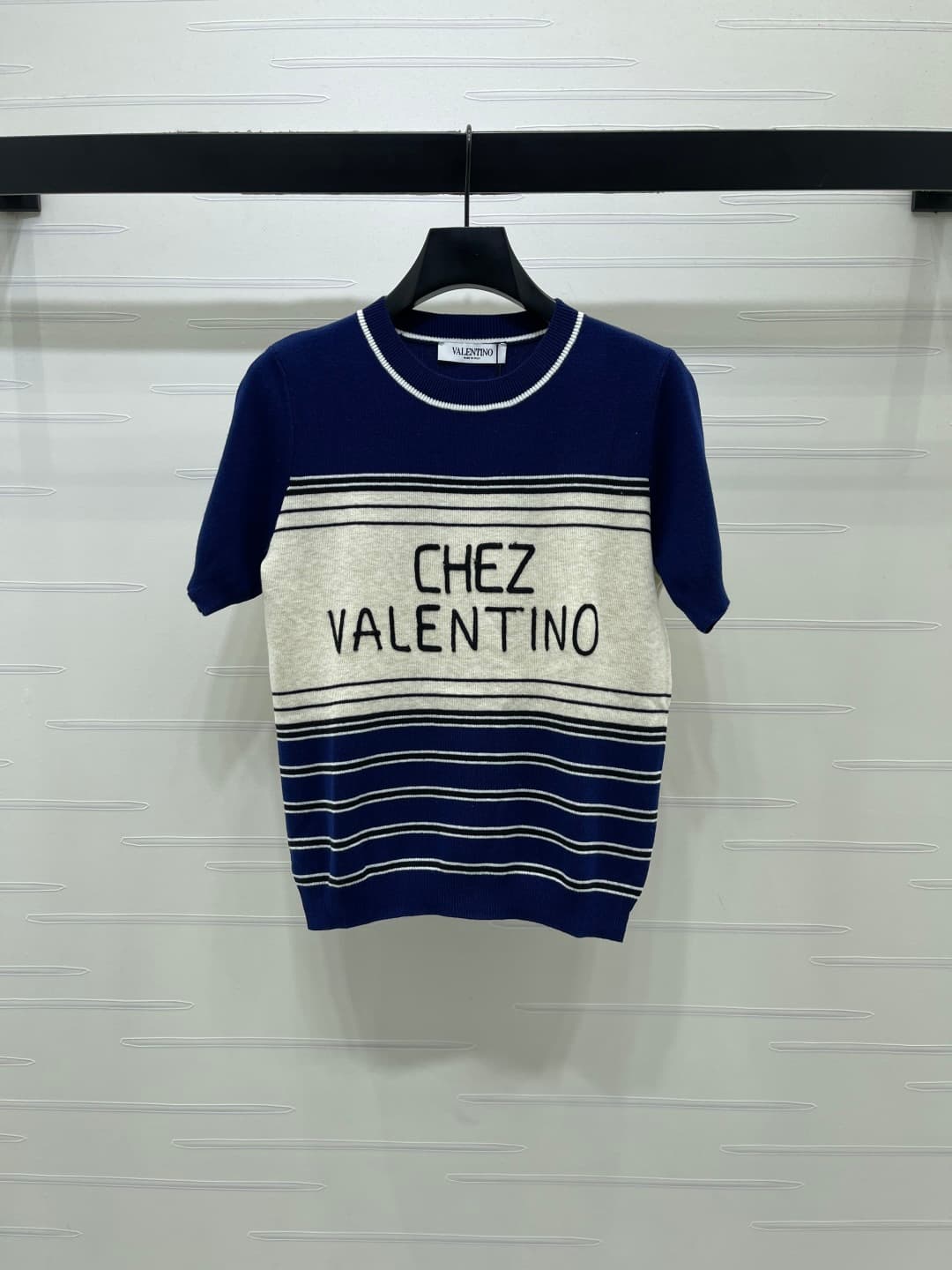 C18513 📣 New high-end collection/series from VALENTIN*2026 – the latest spring collection! Round-neck striped knitted short sleeves! Made of custom wool yarn, with a fine texture and comfort. Round-neck knitted cut, densely knitted throughout, with thread — image 1