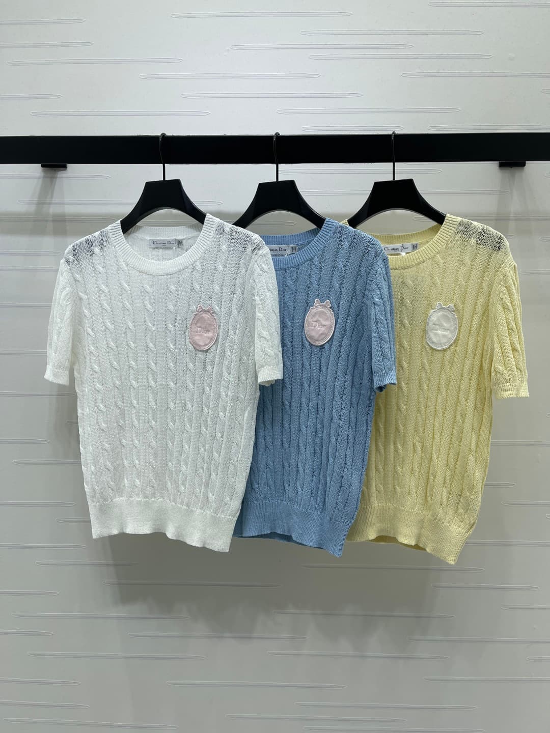 C18667 📣 New high-end collection/series with premium quality! Embroidered knitted short sleeves! Made from imported yarn, offering comfort and a stylish, soft texture. The knitted short-sleeve top features a unique knit pattern that gives a relaxed, elega — image 1