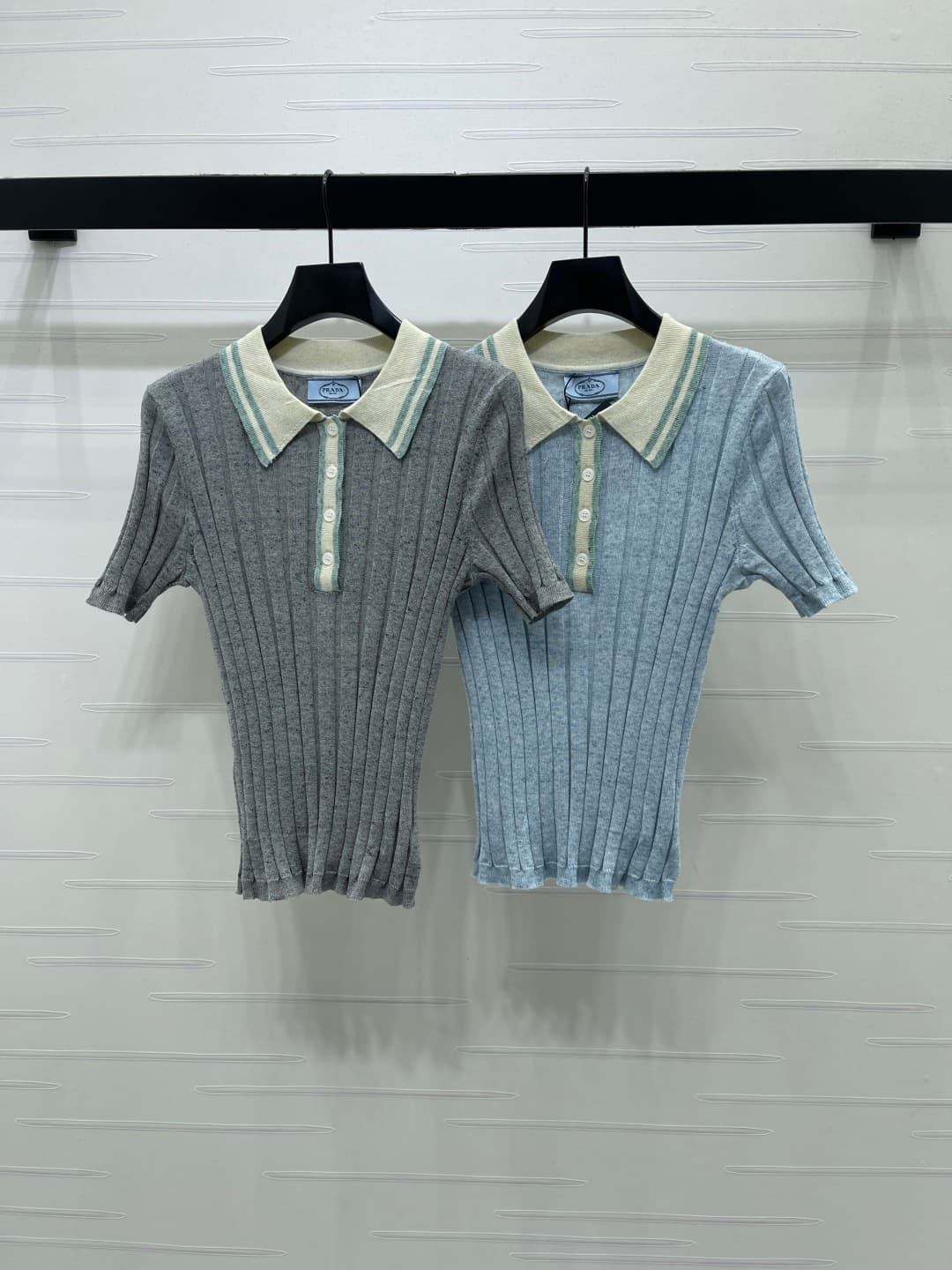 C18640 📣 New high-end collection/series! Spring/Summer latest collection with bold color contrasting collars and knitted short sleeves! Customized knitted material with elasticity and comfort; rich texture. The collared buttons allow for a tailored fit th — image 1