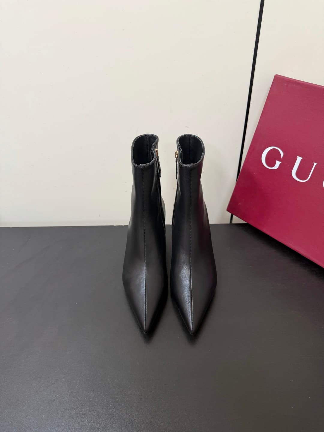 D7037 💰 GUCCI QZKEEP 0X0ZX autumn/winter boots with pointed toe and thin heel 26ss — image 1