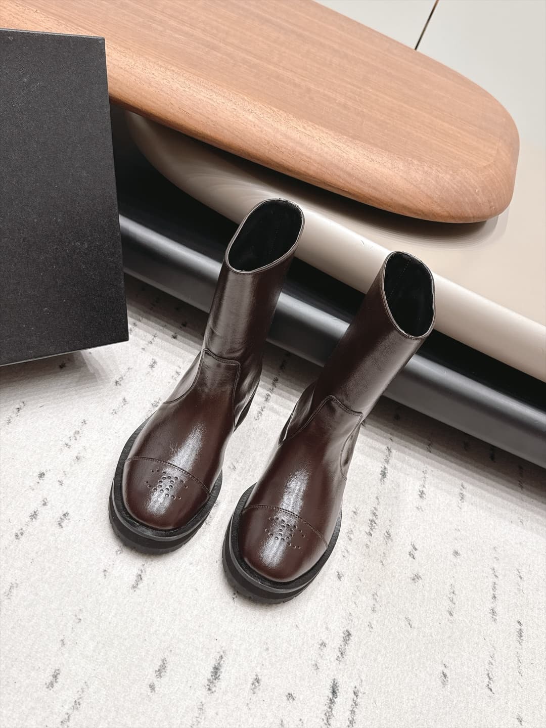 D8842 Out of factory: Rubber sole 💰 “Exclusive top-tier version” — image 1