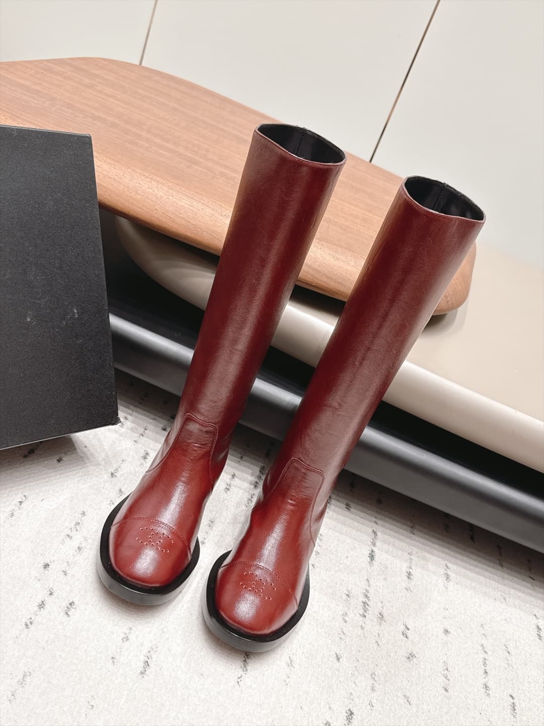 D8850 Out of factory: Leather sole 💰 “Exclusive Top Version” — image 1