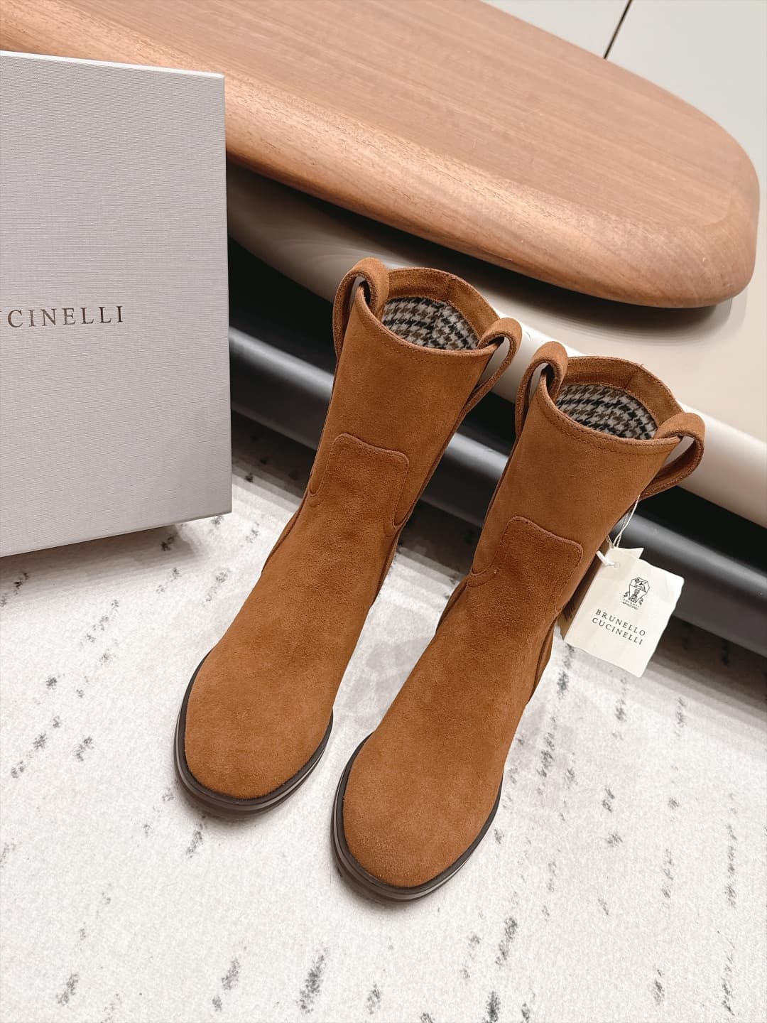 D8821 Manufactured: 💰 "Exclusive Premium Edition" Brunello Cucinell*·BC 26vs Early Autumn New Boot Collection... — image 1