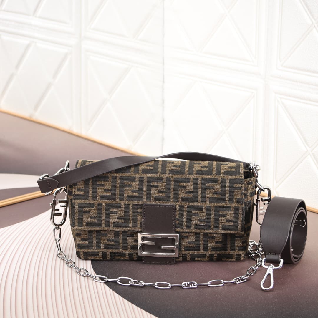 C2903 Model 4410🔥Gold clasp — image 1