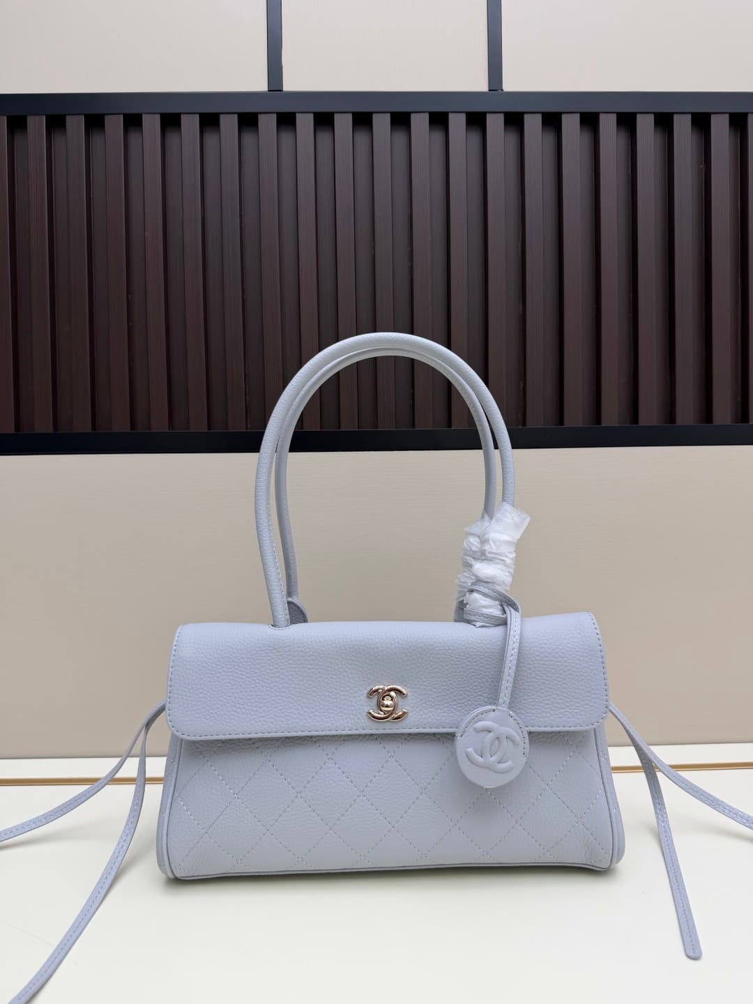 C3228 Small Size 𝐂𝐡𝐚𝐧𝐞𝐥𝟐𝟎𝟐𝟔 Spring/Summer Collection — image 1