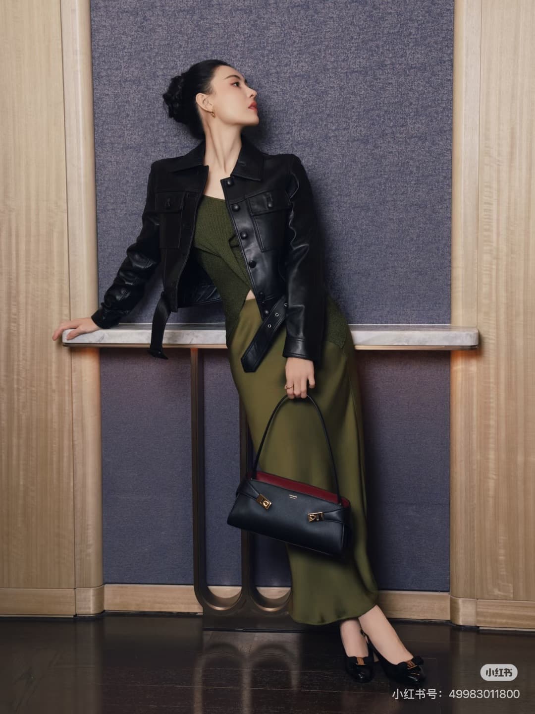 C36161 New Ferragamo model | 26SS – New horizontal-style Hug shoulder bag | An elegant accessory that carries grace on the shoulders 👜