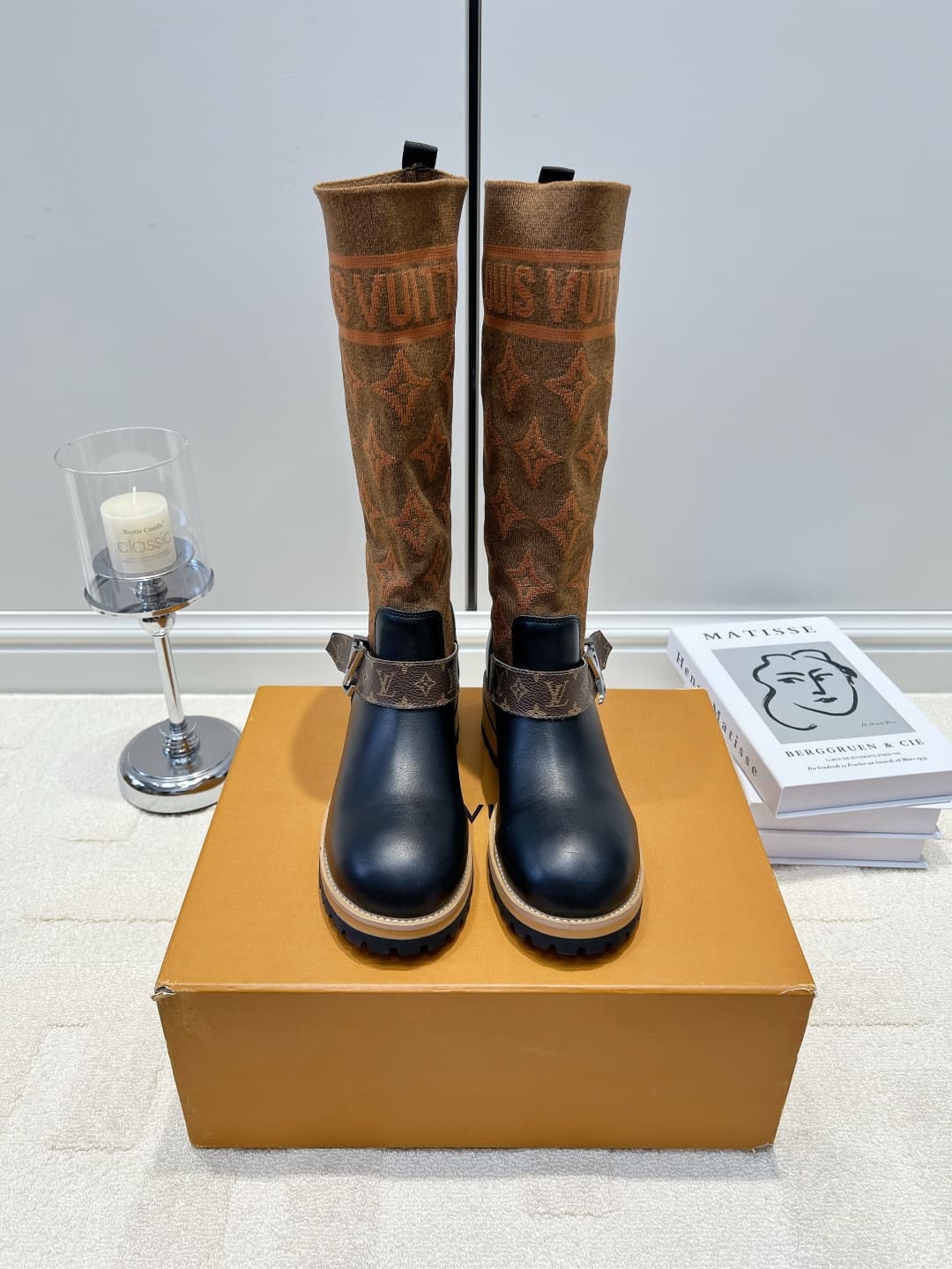 D9088 LV Brown thread knitted lacing high-top boots 26ss — image 1