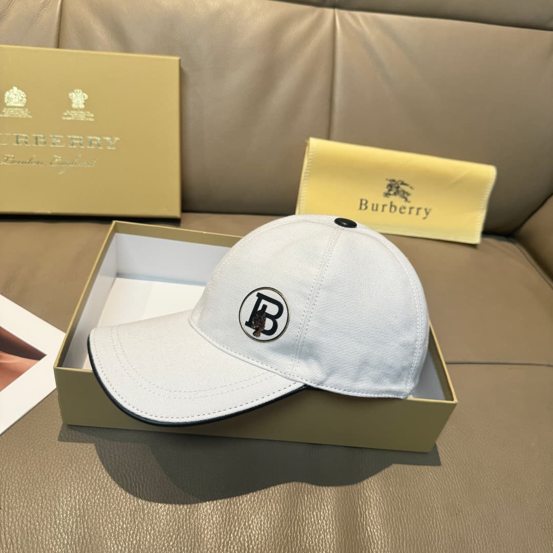 C29857 Bag with a box, Burberry’s latest original baseball cap. Customized by 1:1; printed with “Menghu” logo. Original canvas material + top-grade cowhide fabric; high-quality craftsmanship, original factory quality. Exclusive physical photography. Avail — image 1