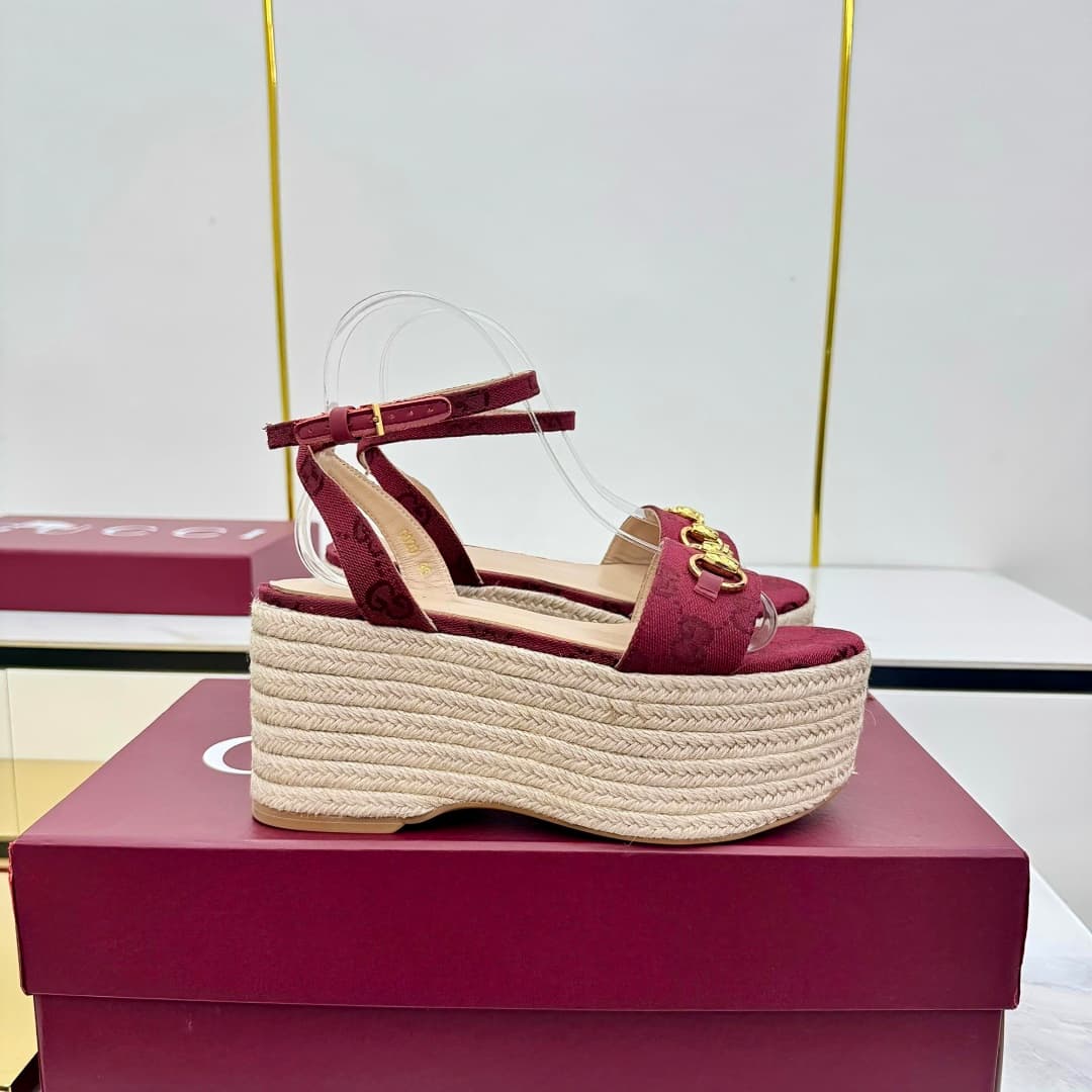 D6968 🌞 💰 Latest popular women’s buckle-style flat sandals with medium heel and waterproof design — image 1