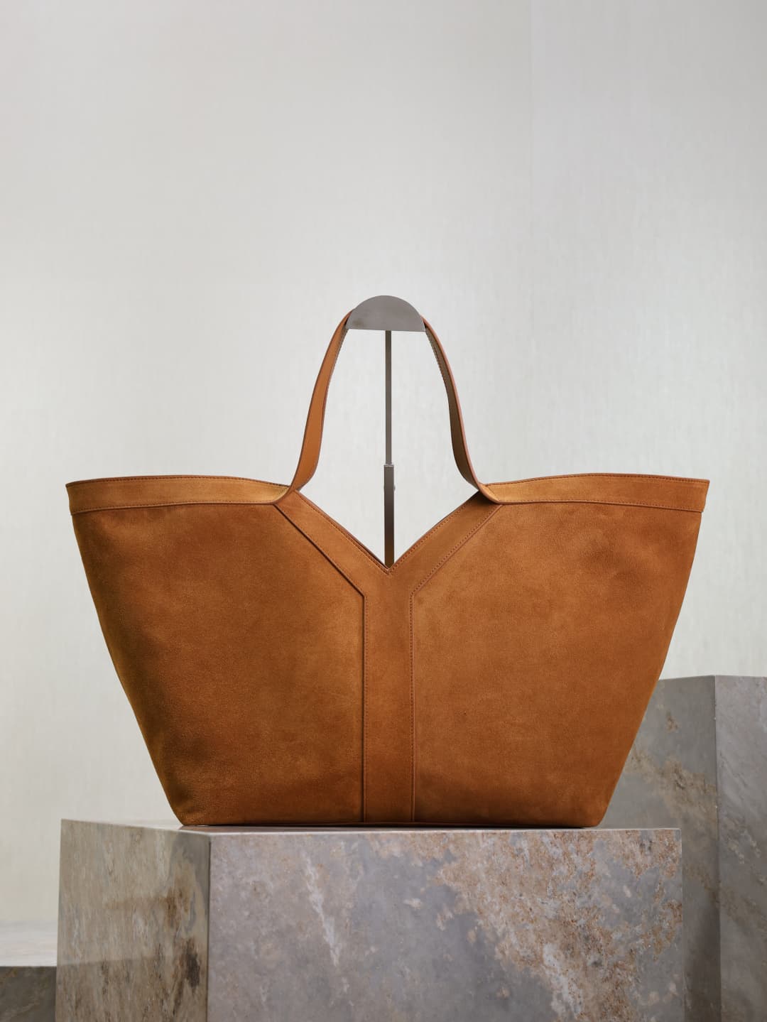 C8532 Sheepskin with cowhide· — image 1