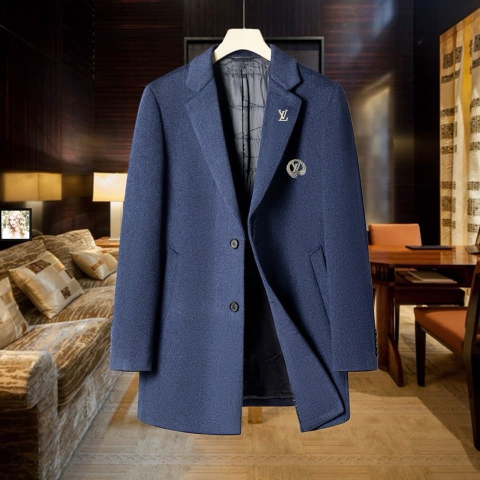 C17889 Highly recommended! The best-selling item!🔥【Louis Vuitton LV】True cashmere coat⚡A high-end wool coat for men from a famous brand⚡Uses top European craftsmanship; original items🐂The product is stored in the warehouse🍀World-class men’s clothing – sim — image 1
